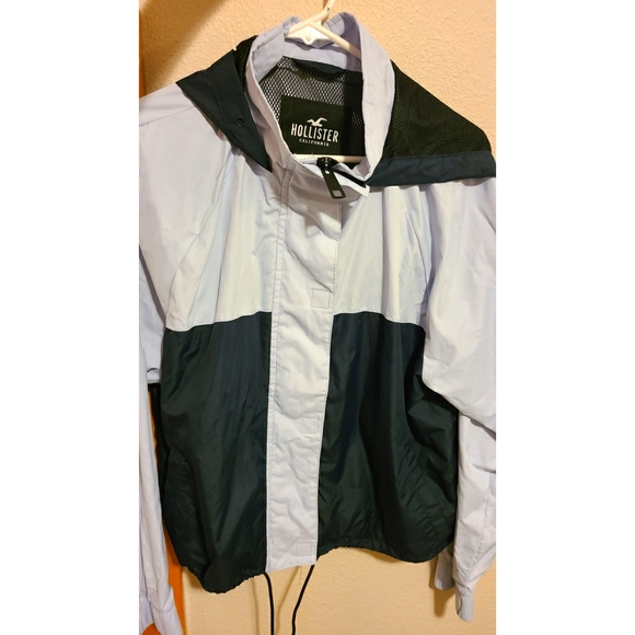 hollister windbreaker